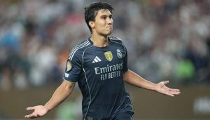 قرار ريال مدريد حول مستقبل غونزالو غارسيا يثير اهتمام الجماهير