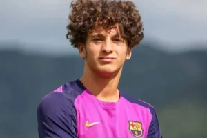 برشلونة يوقع مع نجم جديد يشبه مودريتش ويعزز الفريق