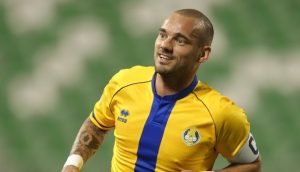ويسلي شنايدر يروي تفاصيل مغادرته ريال مدريد بشكل حصري