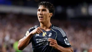 غونزالو غارسيا يحدد مستقبله مع ريال مدريد بشكل نهائي