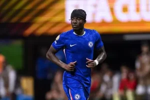 لاعب آرسنال يدافع عن صفقة مادويكي بعد الانتقادات الكثيرة