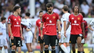 مانشستر يونايتد يواصل بداياته المخيبة ويبتعد مبكرا عن سباق الدوري