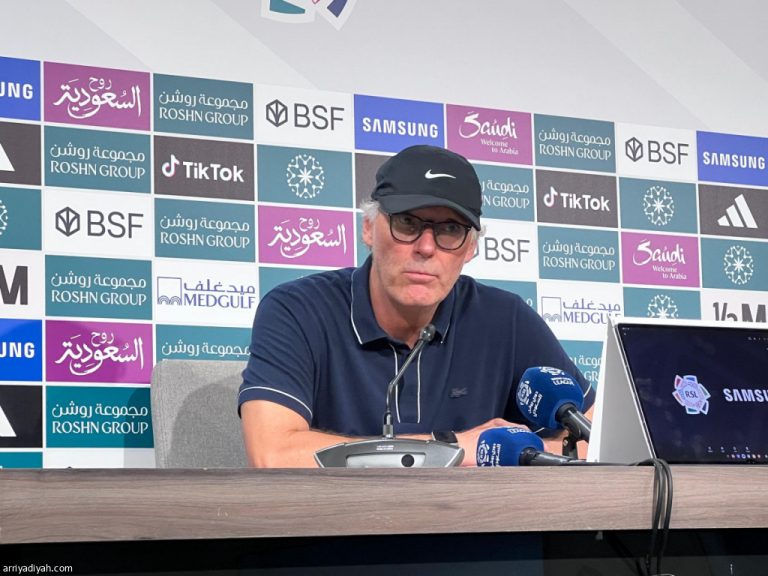 مدرب الاتحاد بلان يعلق على الصفقات بعد الفوز على الأخدود
