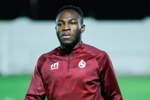 باكينجهام يقرر إبعاد موليكا عن تدريبات الخلود ويدفعه للتدرب منفردًا في تركيا