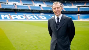 بوتراغينيو يمثل ريال مدريد في قرعة دوري الأبطال ورد فعله على مجموعة نارية