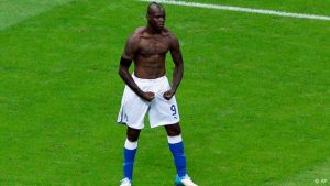 ماريو بالوتيلي يكشف عن رغبته في الانضمام لريال مدريد