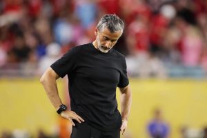 خوسيه ريبييرو يتفهم غضب جماهير الأهلي ويؤكد احترامه لكل الآراء