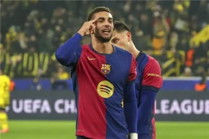 فيران توريس يقترب من خلافة ليفاندوفسكي في هجوم برشلونة