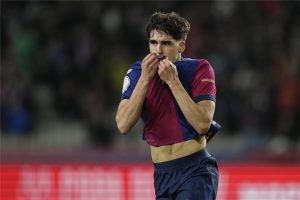 برشلونة سيستفيد من تجارب الموسم الماضي لتحسين أدائه في القادم