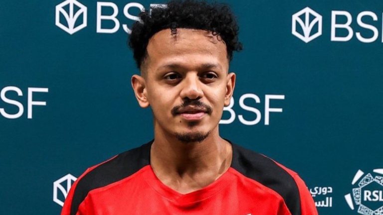 الأهلي يقترب من حسم صفقة تركي العمار لتعزيز خط الهجوم