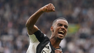ليفربول يجهز عرضًا قياسيًا للتعاقد مع ألكسندر إيزاك من نيوكاسل