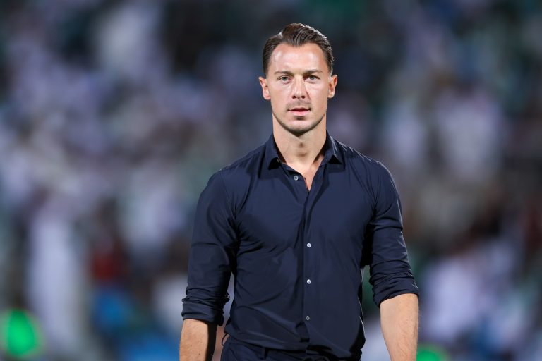 يايسله يحدد دكة بدلاء الأهلي أمام نيوم في دوري روشن