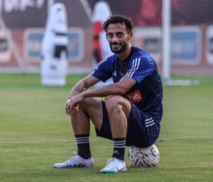 مصدر مقرب يؤكد تواجد عبد القادر في تدريبات الأهلي بشكل طبيعي