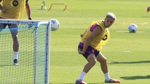 برشلونة يعلن إصابة جافي وغيابه عن مواجهة رايو فاييكانو