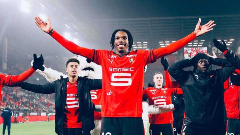 الهلال يضع عينه على المدافع الفرنسي جيريمي جاكيه بطلب من إنزاغي