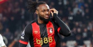 مباراة سيمنيو وليفربول في الدوري الإنجليزي وأرقامها المميزة