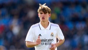 ريال مدريد ينفي وصول عروض لكومو بشأن نيكو باز