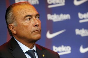رافا يوستي: لا توجد مباريات سهلة وبرشلونة يطمح للفوز بدوري الأبطال