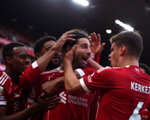 سوبوسلاي يقود ليفربول لتصدر الدوري الإنجليزي بفوز ثمين على آرسنال