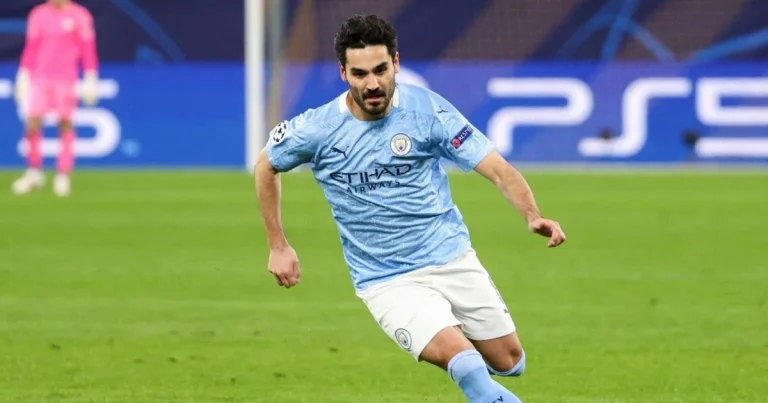 الاتحاد يستفسر عن إمكانية التعاقد مع إيلكاي غوندوغان لتعزيز وسط الملعب