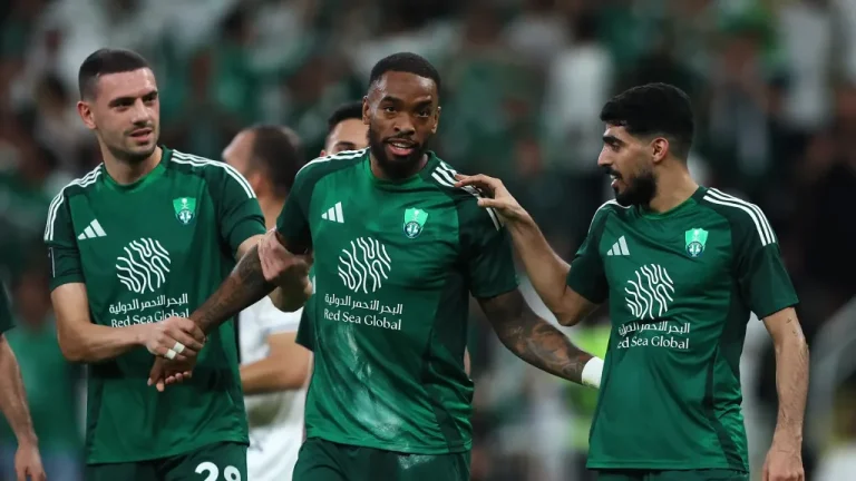 الأهلي يتجه إلى القصيم لمواجهة العربي في كأس خادم الحرمين