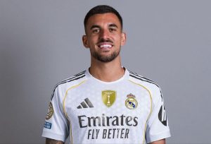 ريال مدريد يكشف موقفه من انتقال لاعبه للاتحاد في مفاجأة جديدة