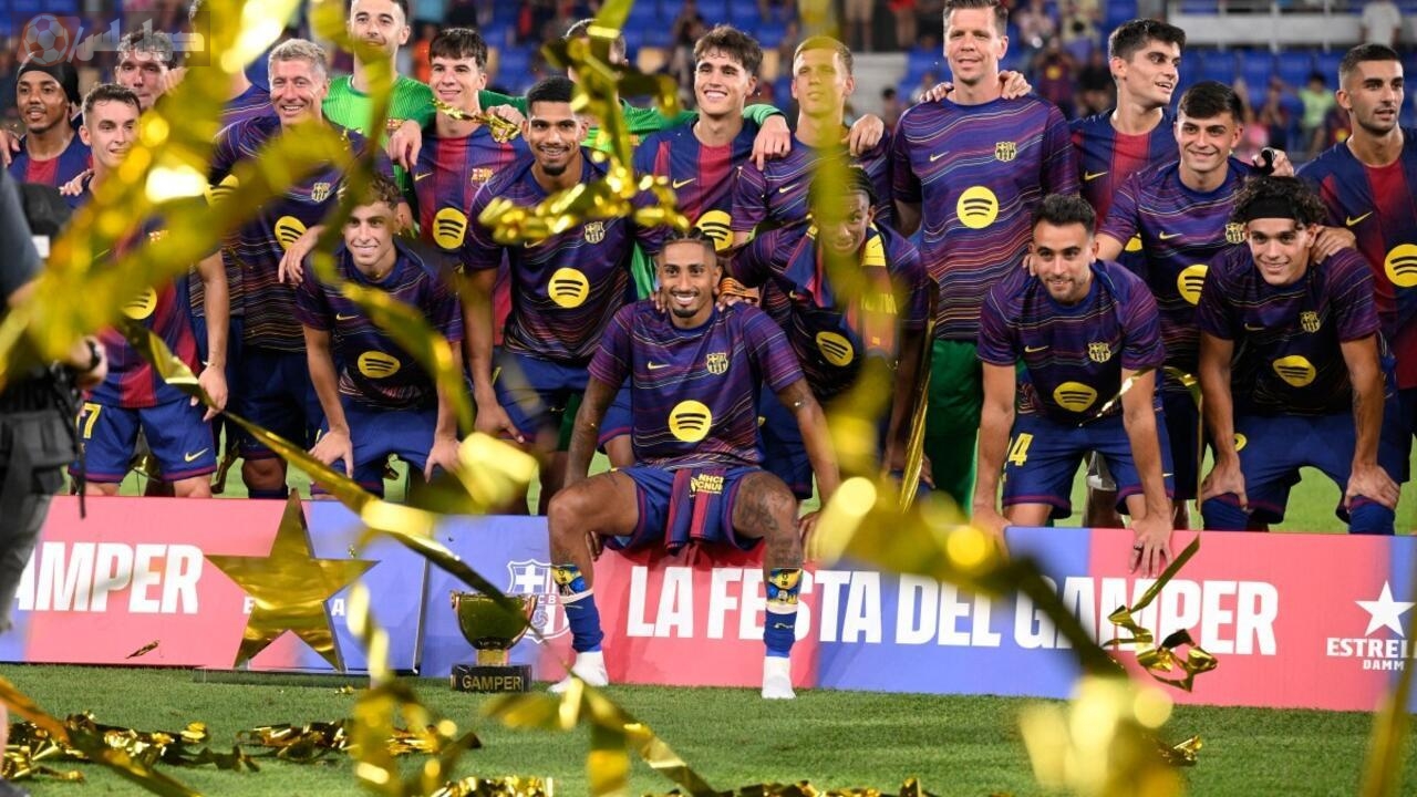 برشلونة وكومو