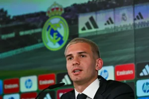 جدل قانوني حول مشاركة ماستانتونو مع ريال مدريد وهل ستفرض عقوبات
