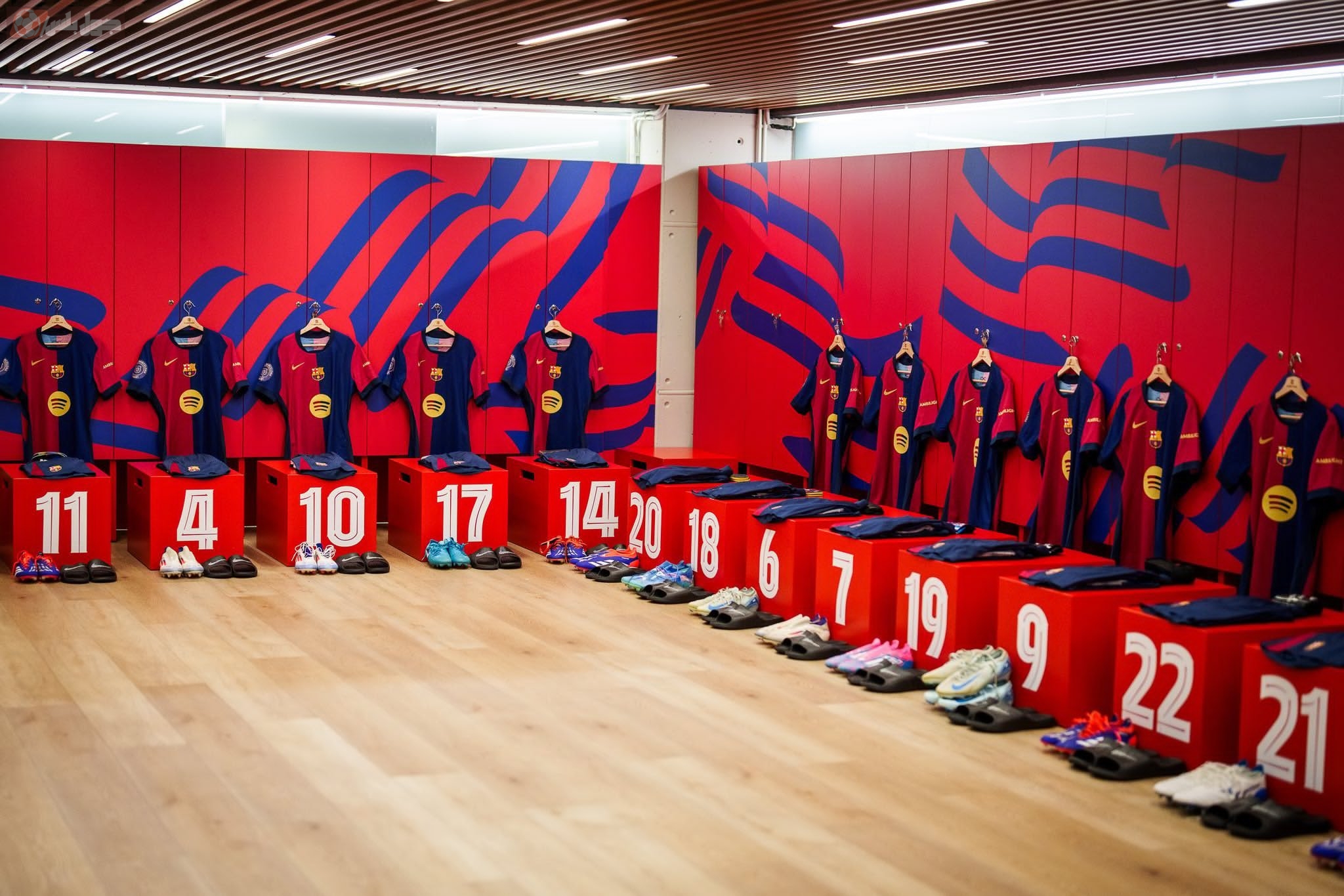 غرفة ملابس برشلونة