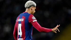 أراوخو المدافع الأمثل لبرشلونة في حال حدوث ذلك