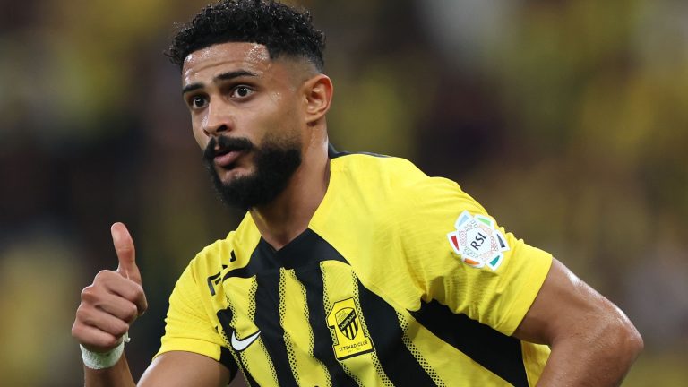 عبدالإله العمري يقترب من العودة إلى الاتحاد رغم رفض النصر