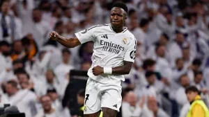 ألونسو: فينيسيوس سيكون عنصرًا حاسمًا لريال مدريد هذا الموسم