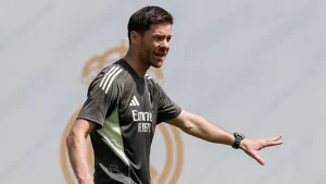 ريال مدريد يبدأ بقوة مع تشابي ألونسو وسط خطط لإحياء نموذج زيدان