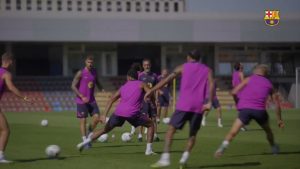 برشلونة يكثف تدريباته لاستقبال الموسم الجديد بنجاح