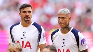 غيابات فريق توتنهام قبل مواجهته مع بيرنلي في الدوري الإنجليزي