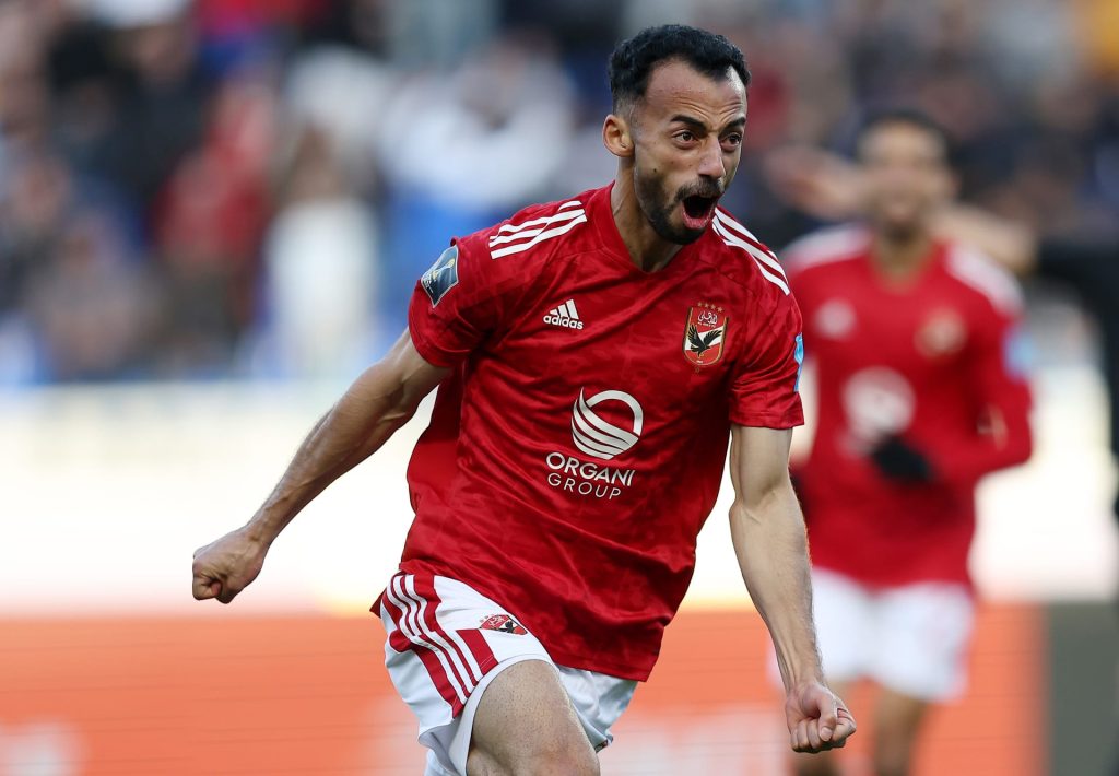 الأهلي يطلب حكاماً أجانب لمواجهة بيراميدز وعودة عبد القادر للتدريبات