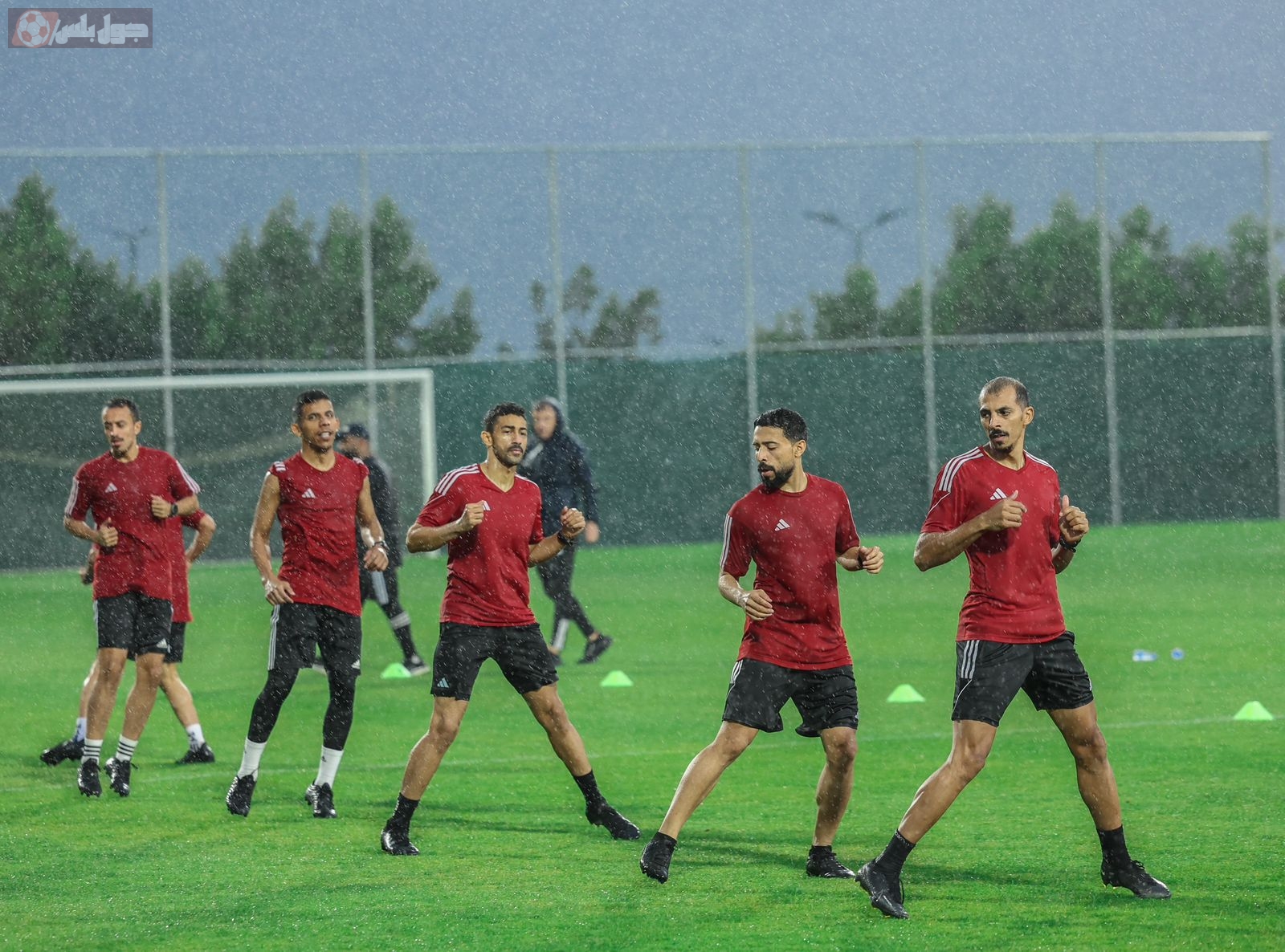 معسكر حكام دوري روشن