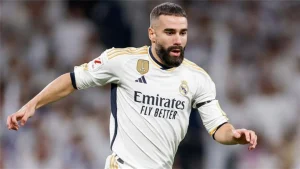 تقارير تؤكد استمرار كارفاخال أساسياً في ريال مدريد