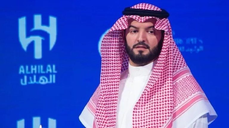 فهد بن نافل يؤكد: راية قيادة الهلال بأمان مع الأمير نواف بن سعد