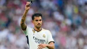 سيبايوس يقترب من الرحيل عن ريال مدريد نحو مارسيليا.. وبيتارش مرشح لتعويضه