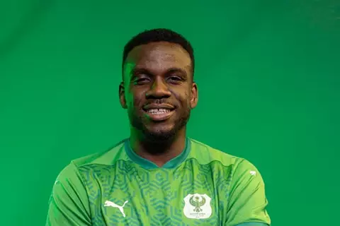 المصري يضم المهاجم النيجيري كينجسلي إيدوو قبل مواجهة الزمالك