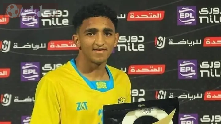 إصابة محمد خطاري في تدريبات الإسماعيلي قبل استئناف الدوري المصري