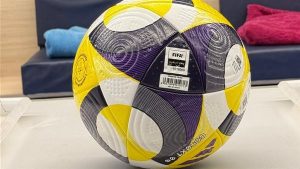 فيفا يكشف عن الكرة الرسمية لكأس إنتركونتيننتال قبل مواجهة بيراميدز وأوكلاند