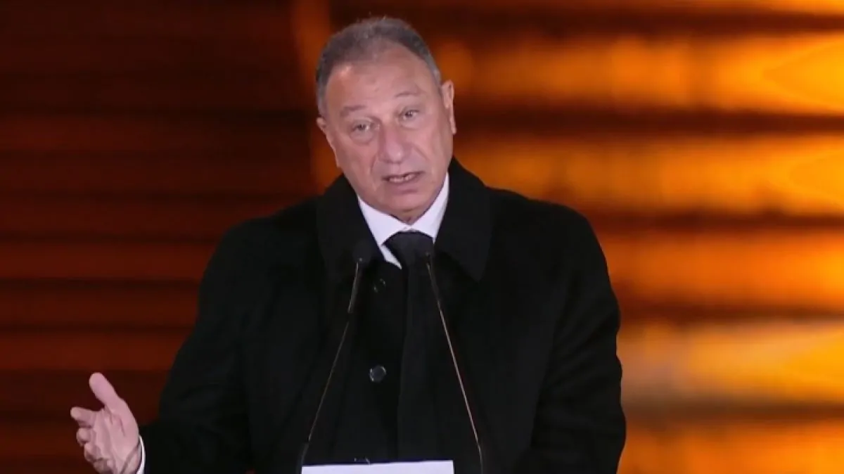 محمود الخطيب رئيس النادي الأهلي