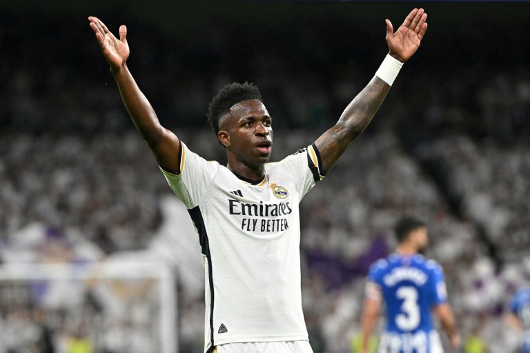 ريال مدريد يواصل معاندة فينيسيوس جونيور وسط أزمة التشكيلة والعقد