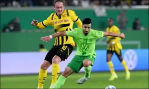 دورتموند يقلب الطاولة بفوز صعب على فولفسبورج