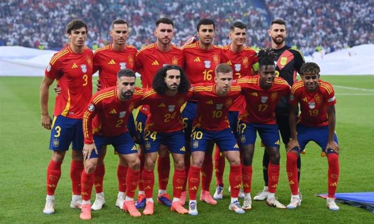 فيفا: منتخب مصر يتراجع وإسبانيا تتصدر التصنيف العالمي للمنتخبات