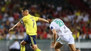 النصر يكتسح الرياض بخماسية والاتحاد يخطف الفوز أمام النجمة