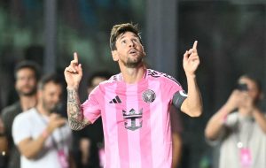 ميسي يحقق رقما قياسيا تاريخيا ويقود إنتر ميامي للفوز على سياتل