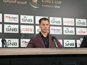 مدرب أهلي جدة: أراحت بعض اللاعبين أمام ناساف بسبب مواجهة الهلال